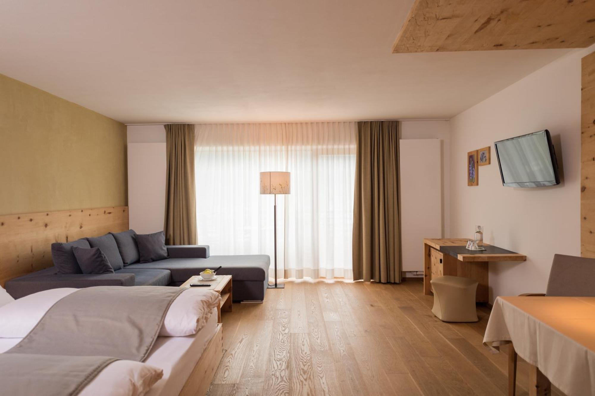 Naturhotel Leitlhof San Candido Exteriér fotografie
