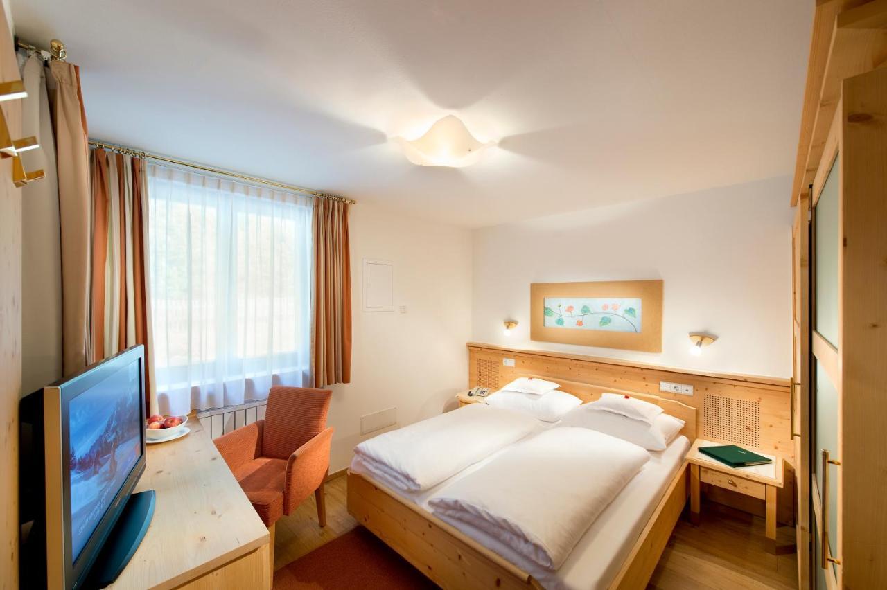 Naturhotel Leitlhof San Candido Exteriér fotografie
